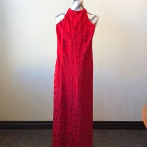 Evening gown / prom dress